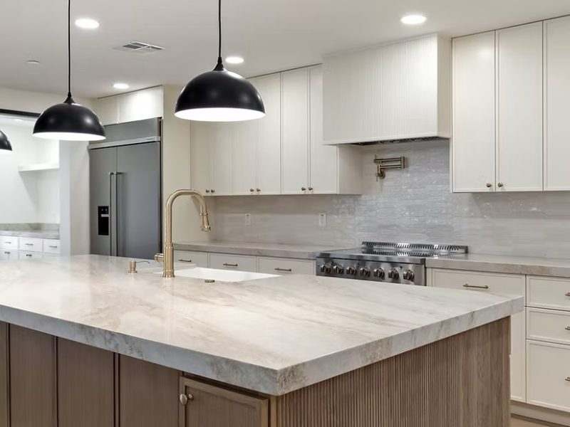 Modern Island Kitchen with Quartzite
