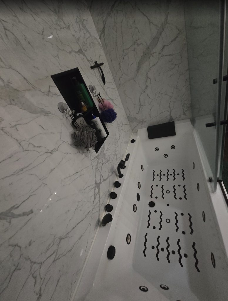 Marble Master Bath with Jetted Tub photo 2