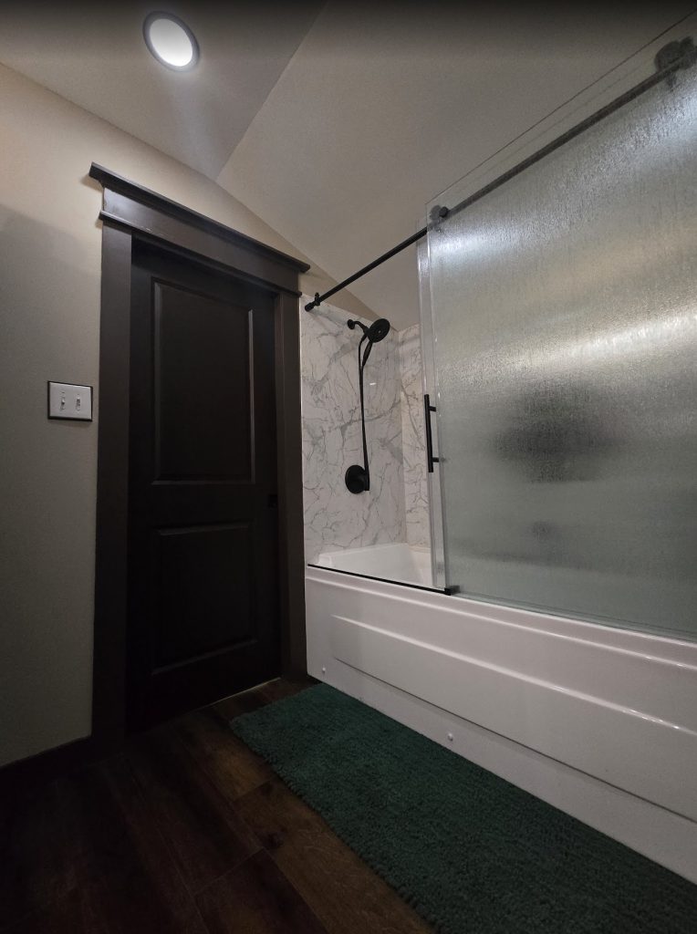 Marble Master Bath with Jetted Tub photo 1